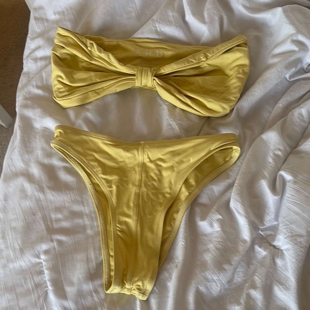 Aro Swim Soft Yellow Bikini Top